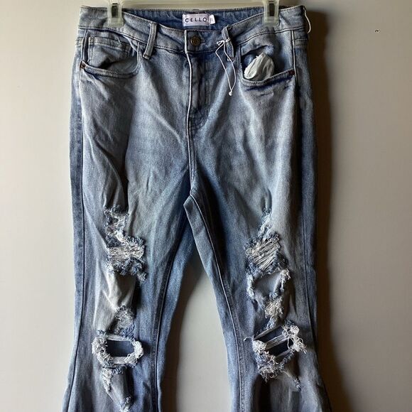 Cello Jeans Women's‎ Juniors High Rise Ripped Denim Bell Bottom Flares - Picture 3 of 9